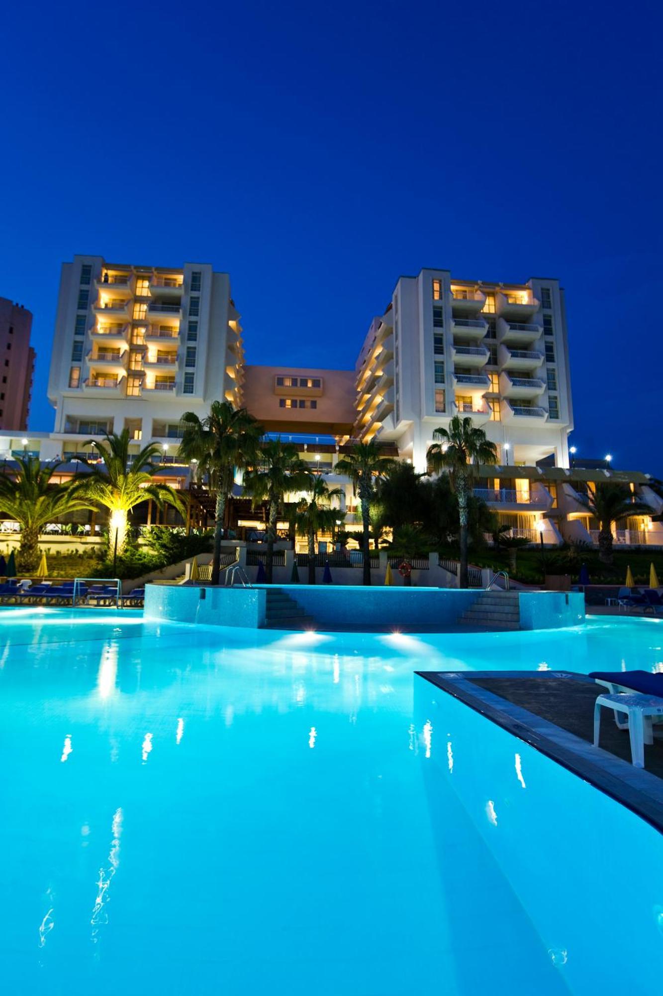 Fantasia Deluxe Hotel Кушадасы Экстерьер фото
