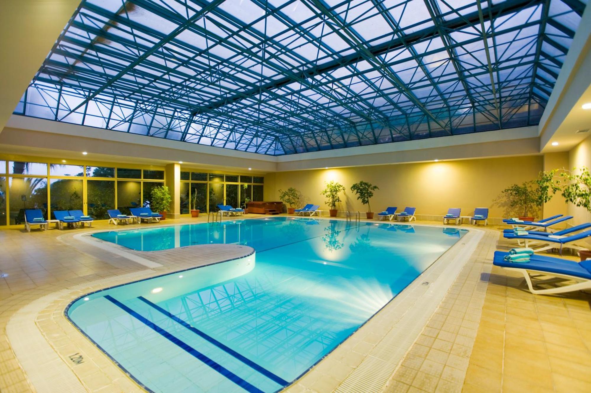 Fantasia Deluxe Hotel Кушадасы Экстерьер фото