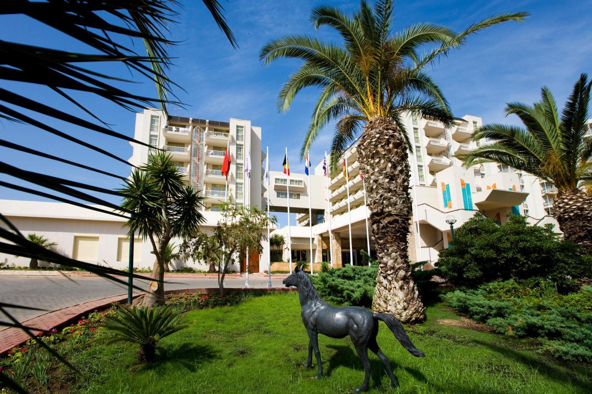 Fantasia Deluxe Hotel Кушадасы Экстерьер фото