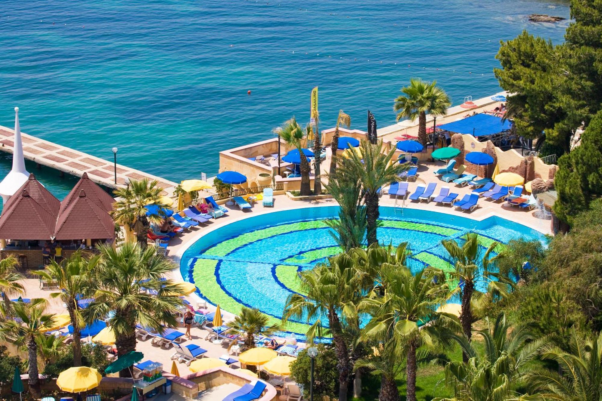 Fantasia Deluxe Hotel Кушадасы Экстерьер фото