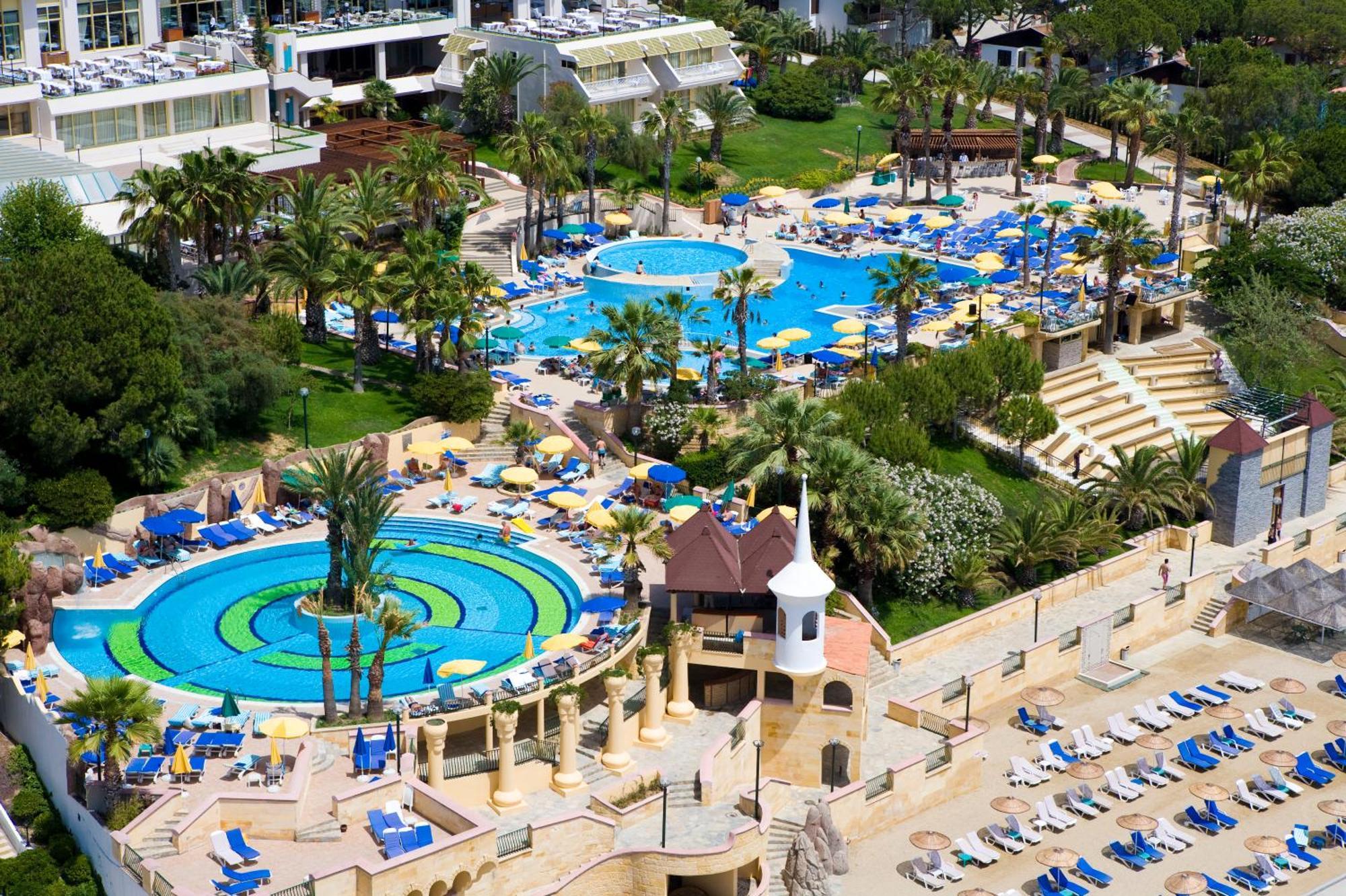 Fantasia Deluxe Hotel Кушадасы Экстерьер фото